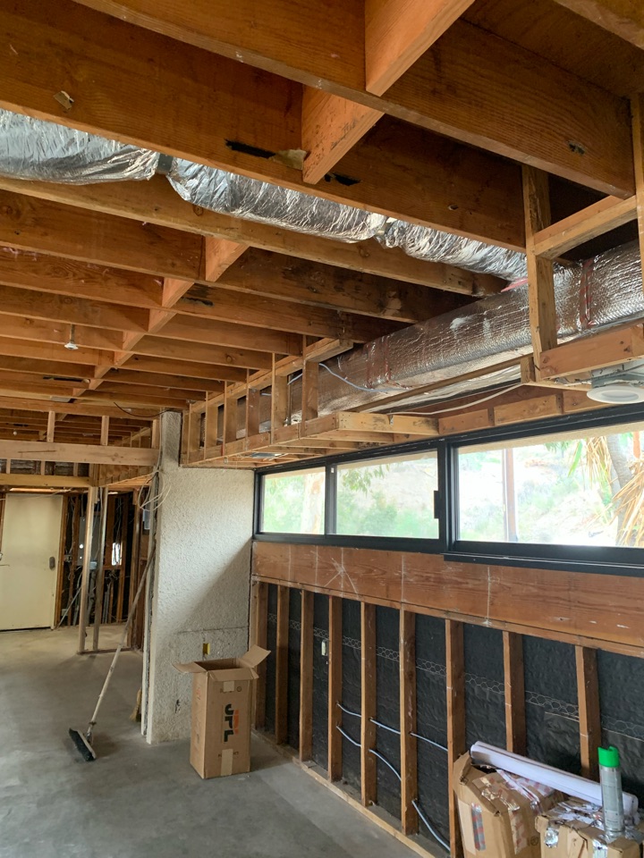 Malibu, CA - Remodel house we are installing all new custom ductwork and new system with some exposed roof ductwork here in Malibu Malibu, CA - Remodel house we are installing all new custom ductwork and new system with some exposed roof ductwork here in Malibu