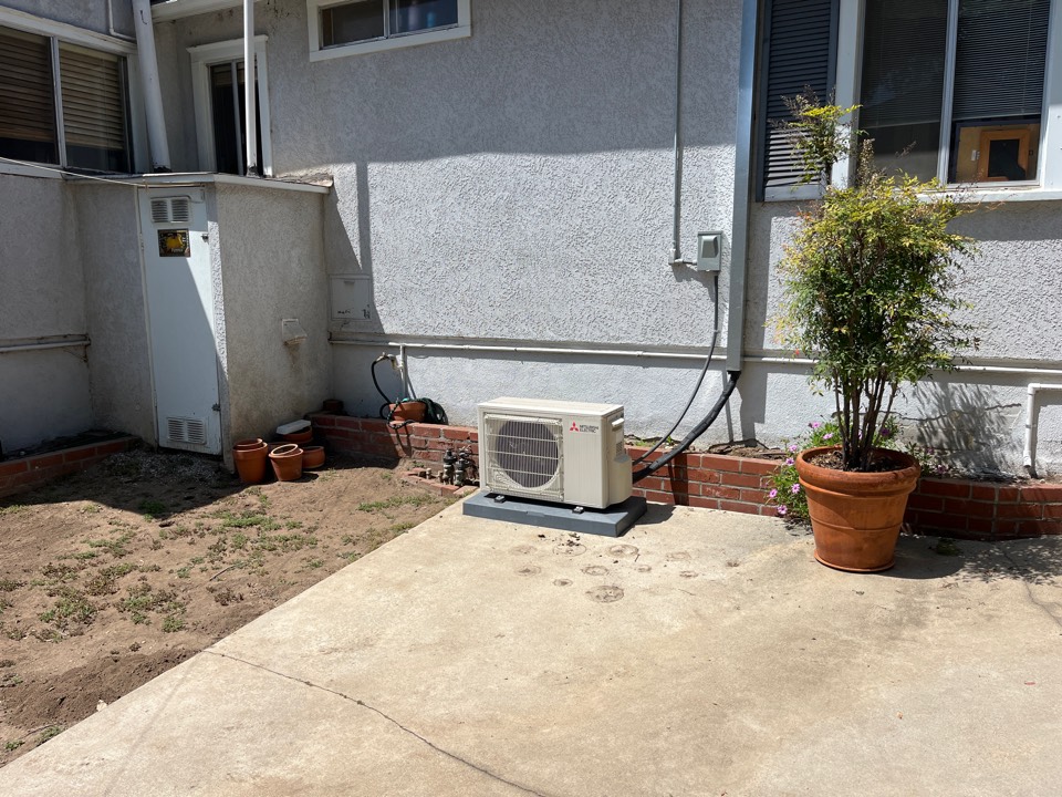 Altadena, CA - Diagnostic on single zone mini split Altadena, CA - Diagnostic on single zone mini split