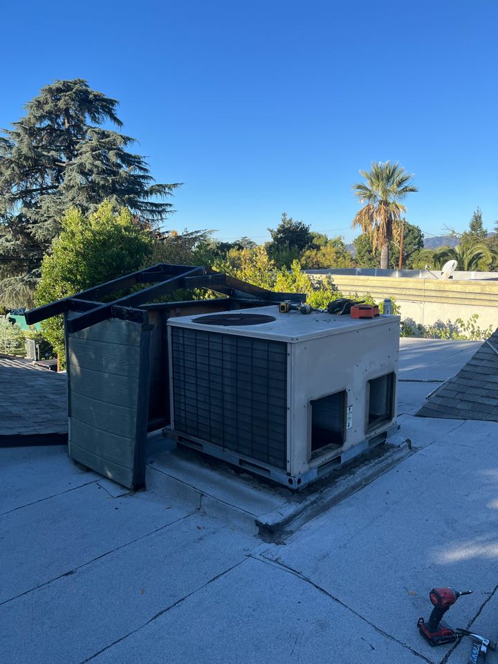 Altadena, CA - Old unit coming out and a new package unit going in with all new adjustable curb that will be roofed in here in Altadena Altadena, CA - Old unit coming out and a new package unit going in with all new adjustable curb that will be roofed in here in Altadena