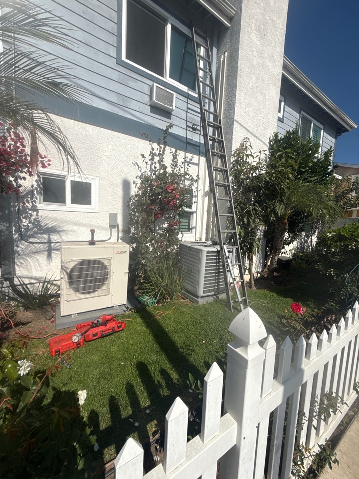 Mitsubishi Ductless  mini split installation in the city of Hawthorne, California