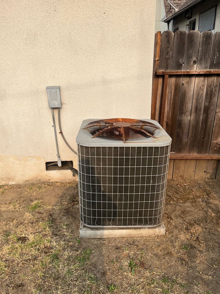Going to be removing and replacing this split system here in Alhambra 
