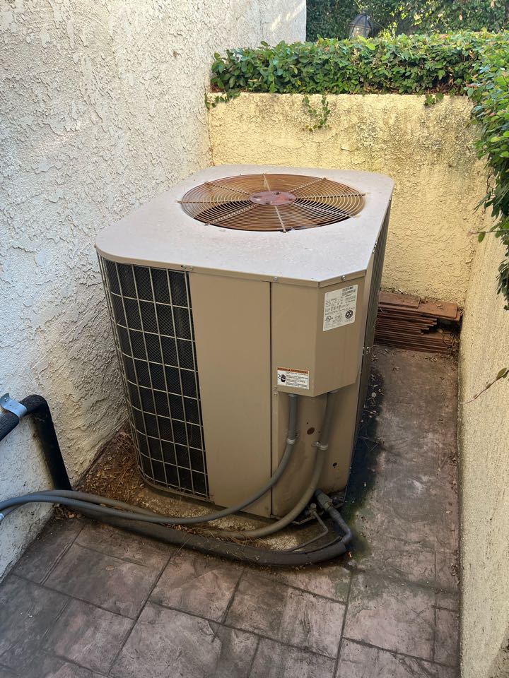 Changing out this split system to a heat pump with zoning here in Glendale 