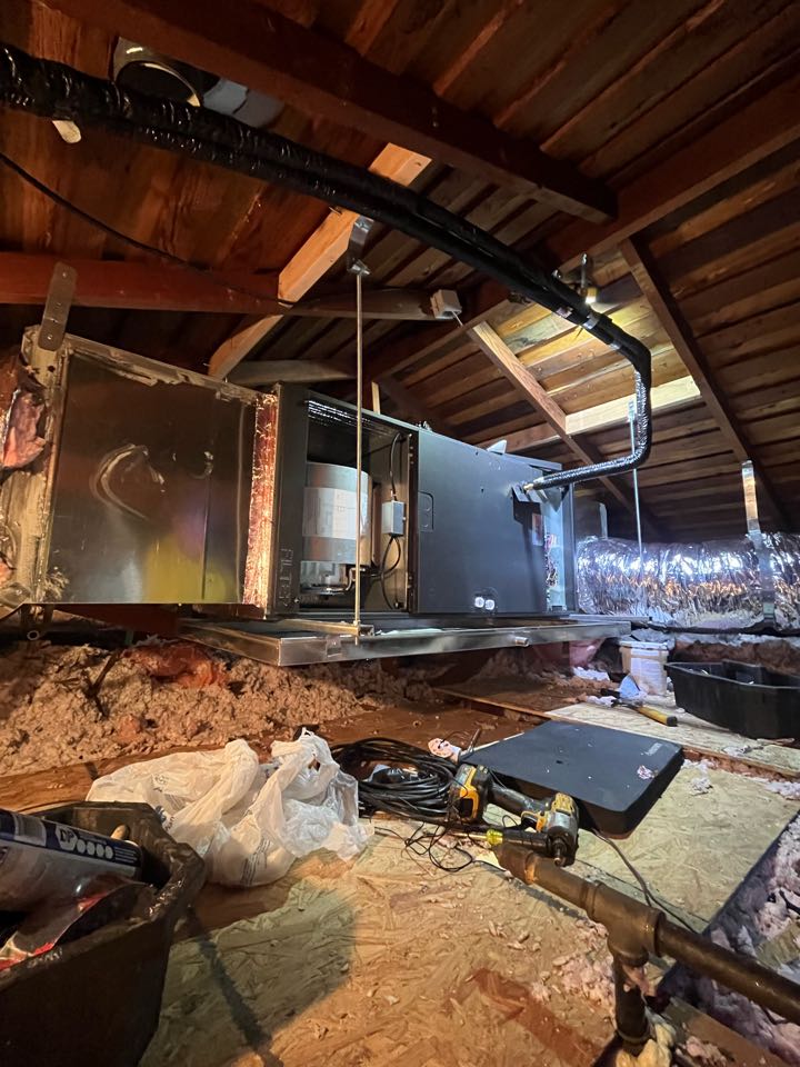 Last day finishing up this Mitsubishi heat pump full system replacement with all new ducting here in Pasadena 