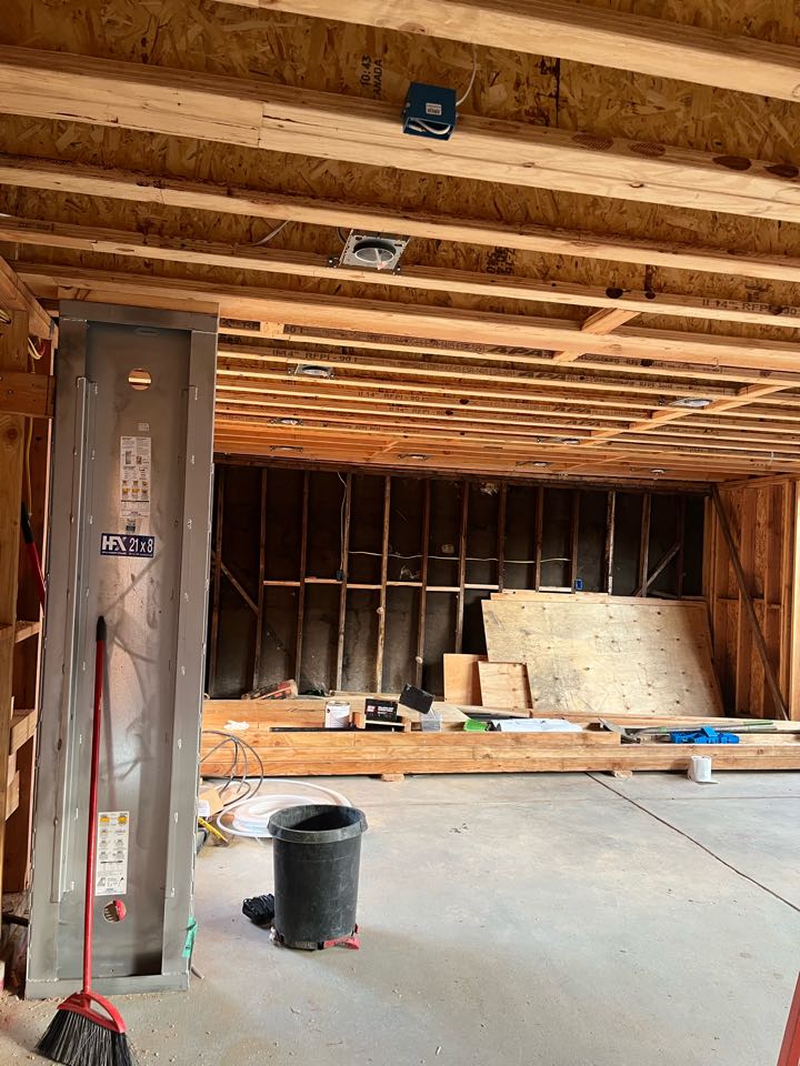 Los Angeles, CA - Installing a Mitsubishi split system with 3 zones and branch box in this new construction here in Sherman Oaks Los Angeles, CA - Installing a Mitsubishi split system with 3 zones and branch box in this new construction here in Sherman Oaks