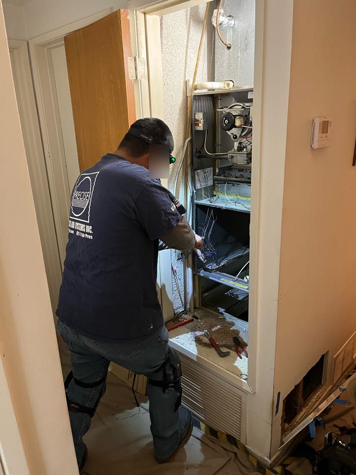 Monterey Park, CA - Changing out this gas split system to a 115 volt carrier heat pump here in Monterey Park Monterey Park, CA - Changing out this gas split system to a 115 volt carrier heat pump here in Monterey Park