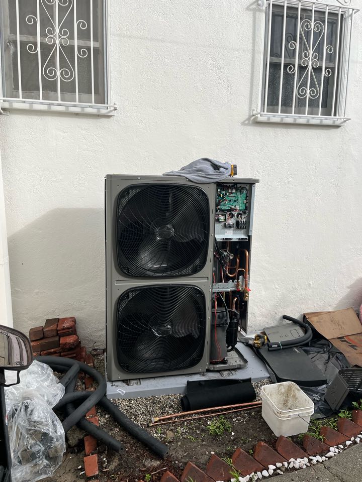 Installing the new Lennox Slim unit here in LA 