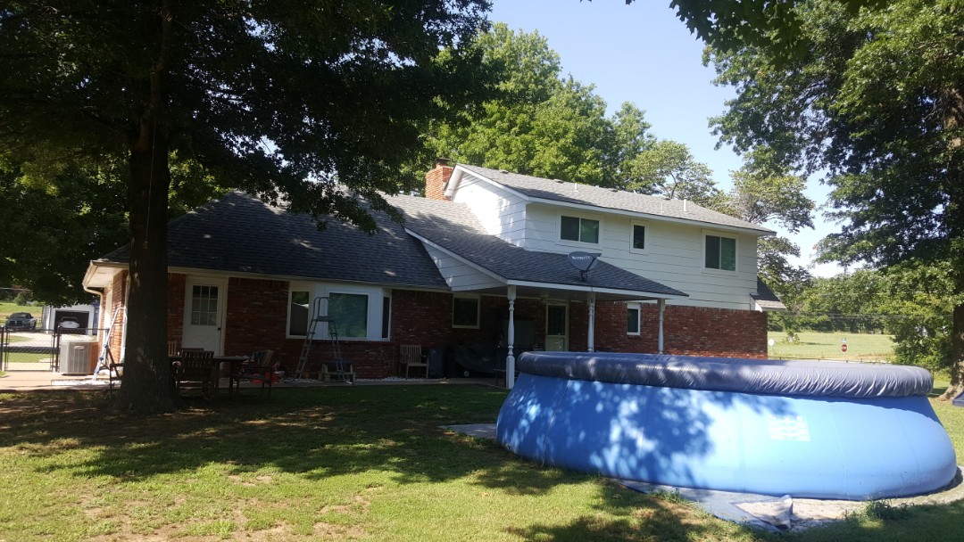 Claremore, OK - Beautiful transformation of the house just by installing new windows and a front door Claremore, OK - Beautiful transformation of the house just by installing new windows and a front door
