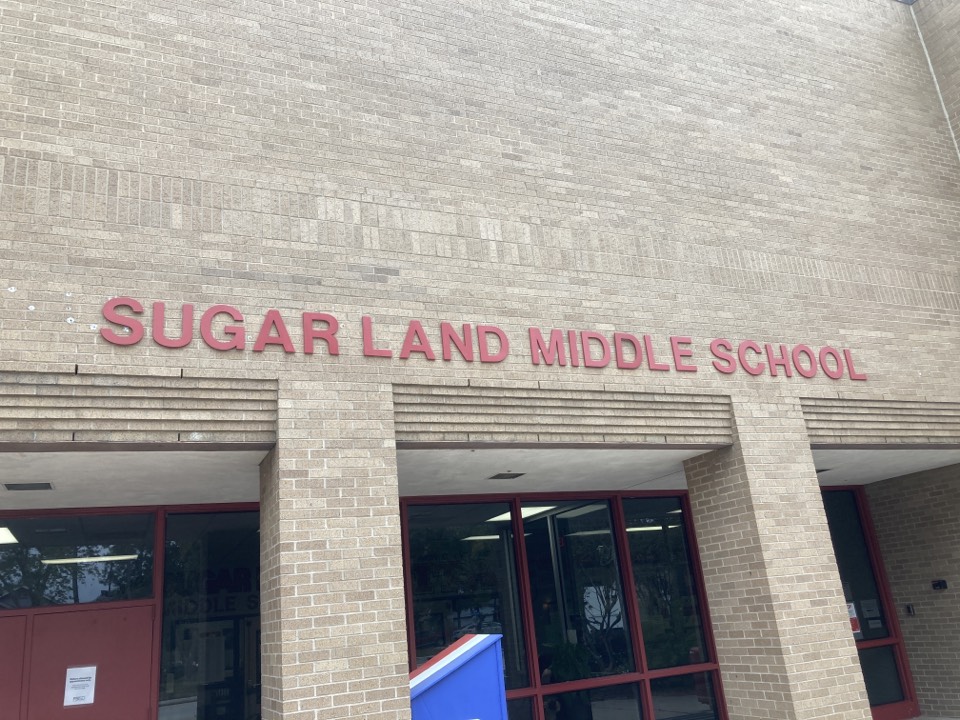 Sugar Land, TX - Moving sugar lanf middle school Sugar Land, TX - Moving sugar lanf middle school