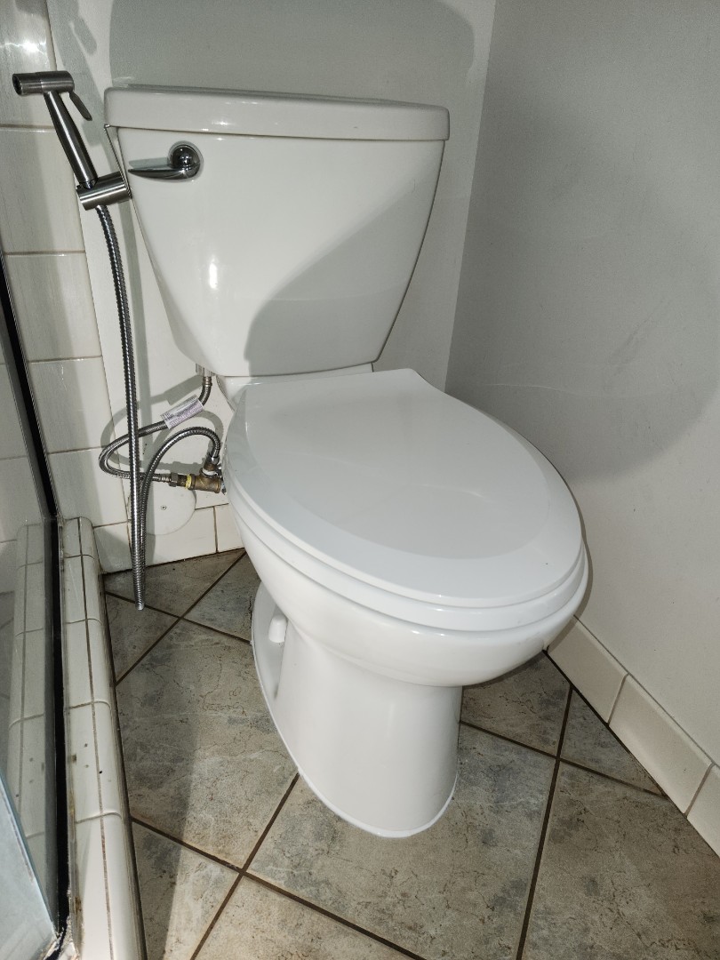 Toilet leaking, replaced wax ring and angle stop