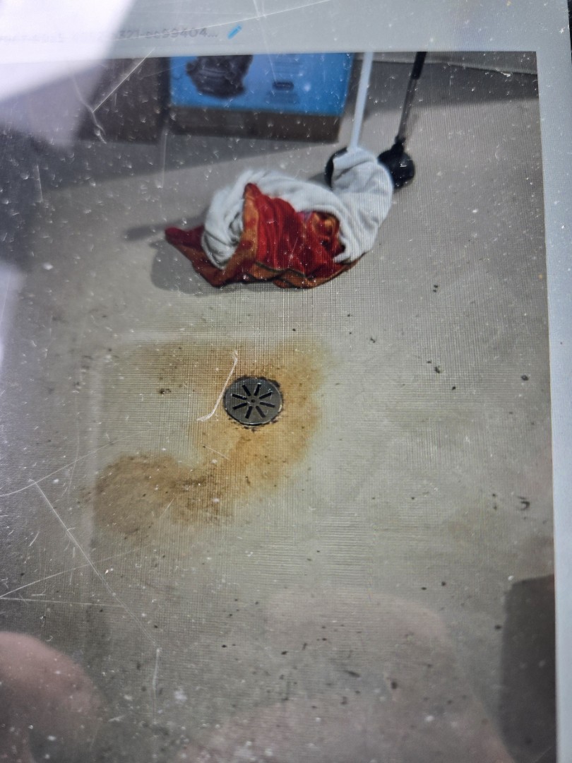 performed a high volume water test to the kitchen/ laundry underfloor line. Oak Park 
