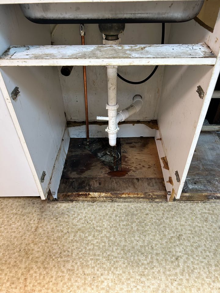 Kitchen drain repair 