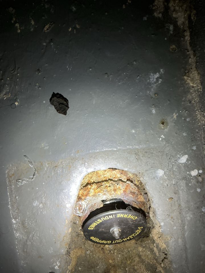Estimate to repair broken cast iron drain in basement in Wyandotte