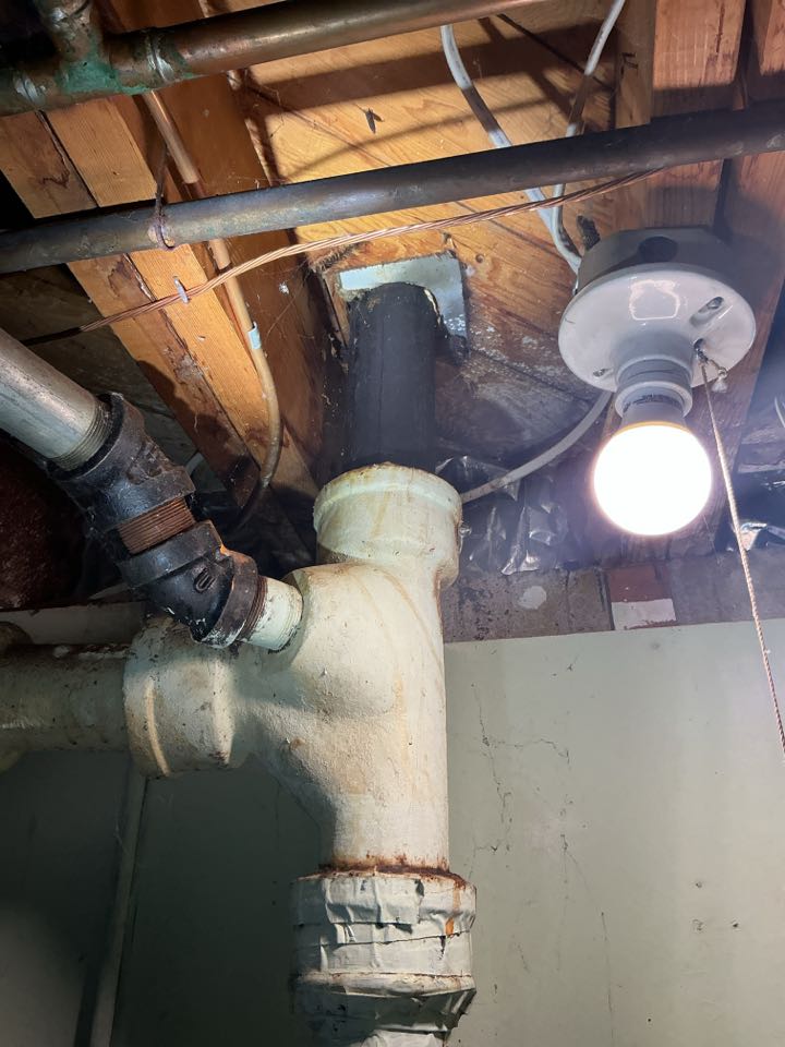 Estimate to repair leak in Westland