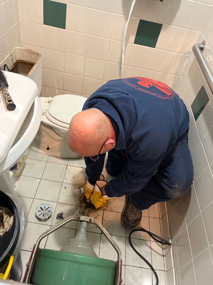 Cable bathroom drain in Roseville 