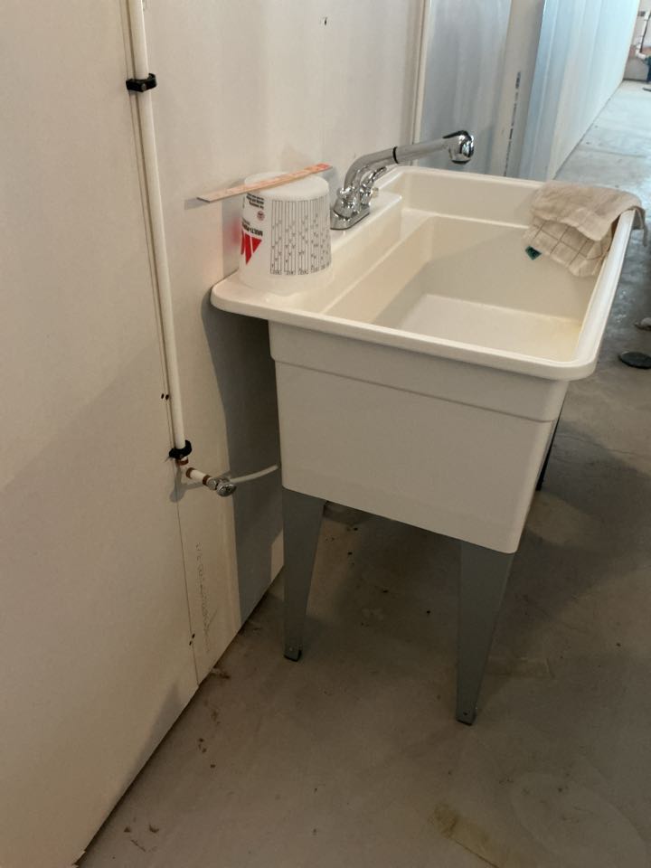 Estimate to move laundry tub in Richmond