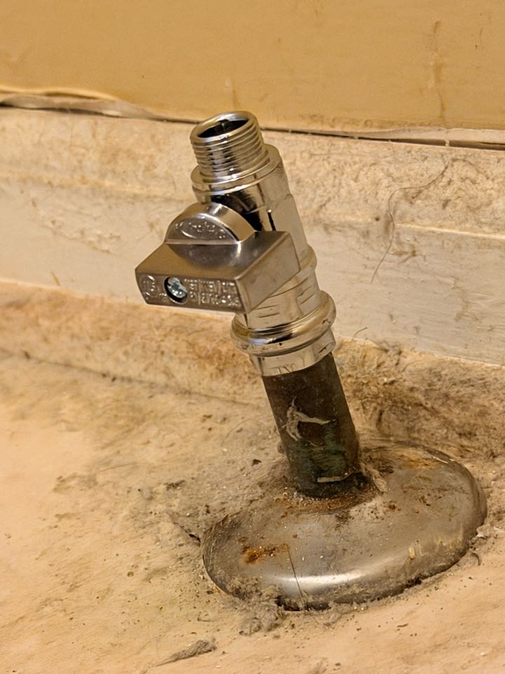 Installed new shut off valve on water line in Macomb