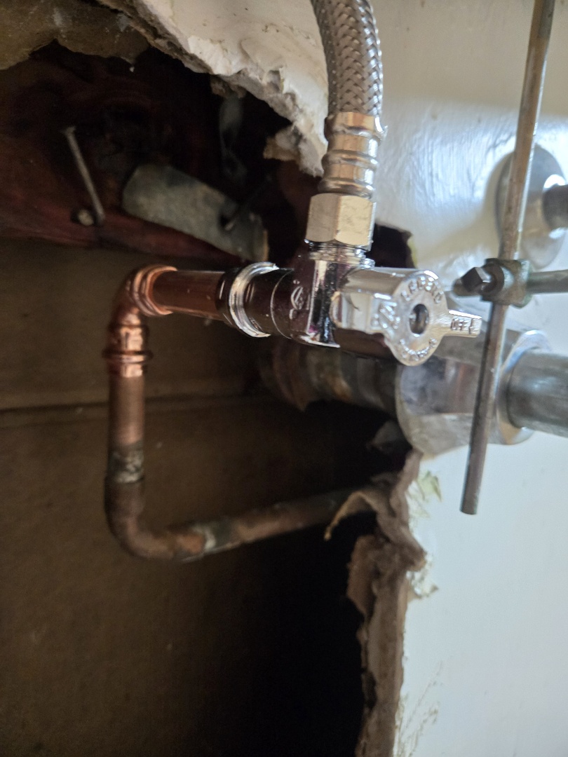 repair broken pipe