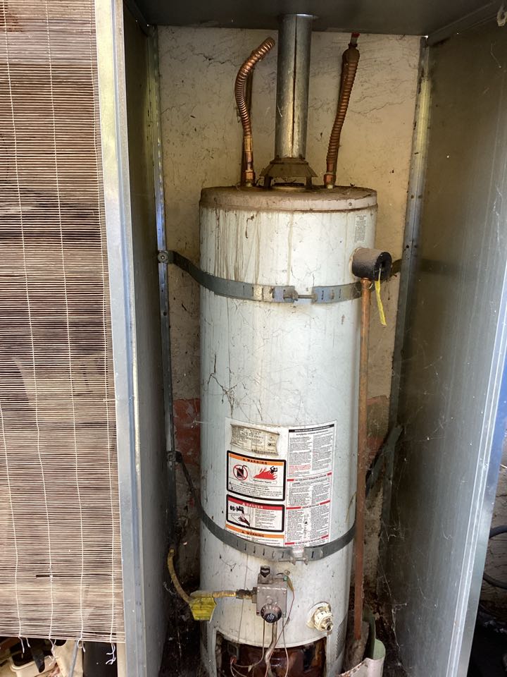 Water heater install in West Covina, California for a single family 2 1/2 bathroom house
