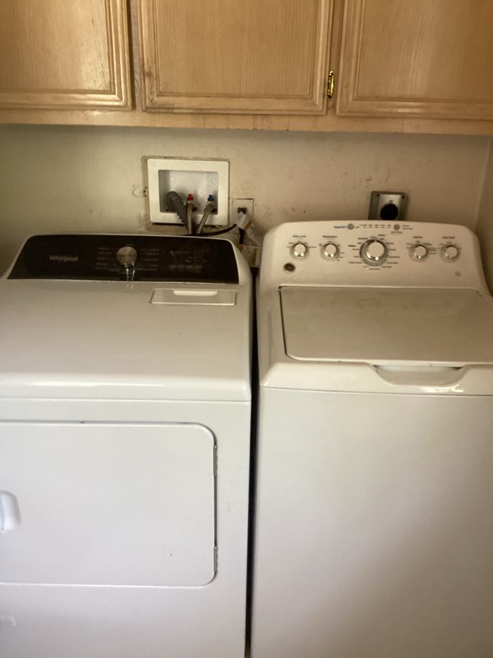 Reinstall toilets and reconnect, washer and dryer machine in San Juan capristrano 