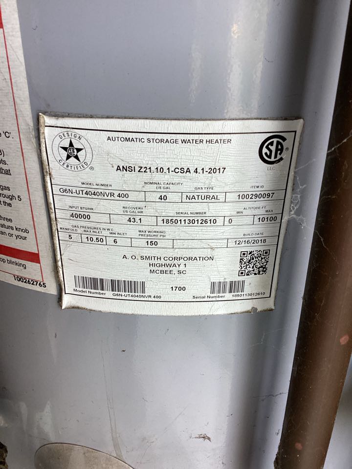 Water heater installed in El Monte ca for a single family one bathroom house