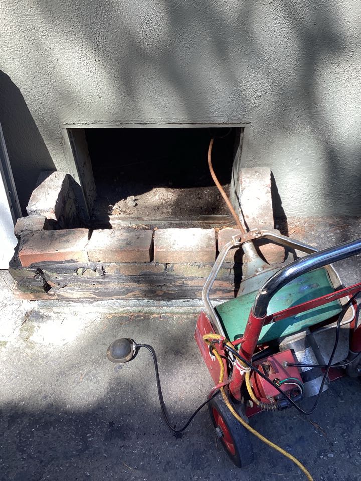 Snake line throughout outside cleanup was able to restore flow in Pasadena California for a single-family two bathroom house