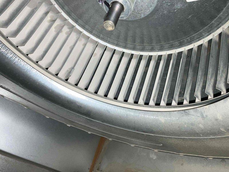 Performed annual furnace maintenance service using promotional coupon. Conducted combustion analysis with C161 analyzer, confirming proper O₂ (9.9%), CO (21ppm), and CO₂ (6.7%) levels. Inspected blower wheel assembly and completed comprehensive duct cleaning. Furnace operational parameters verified to be within manufacturer specifications.