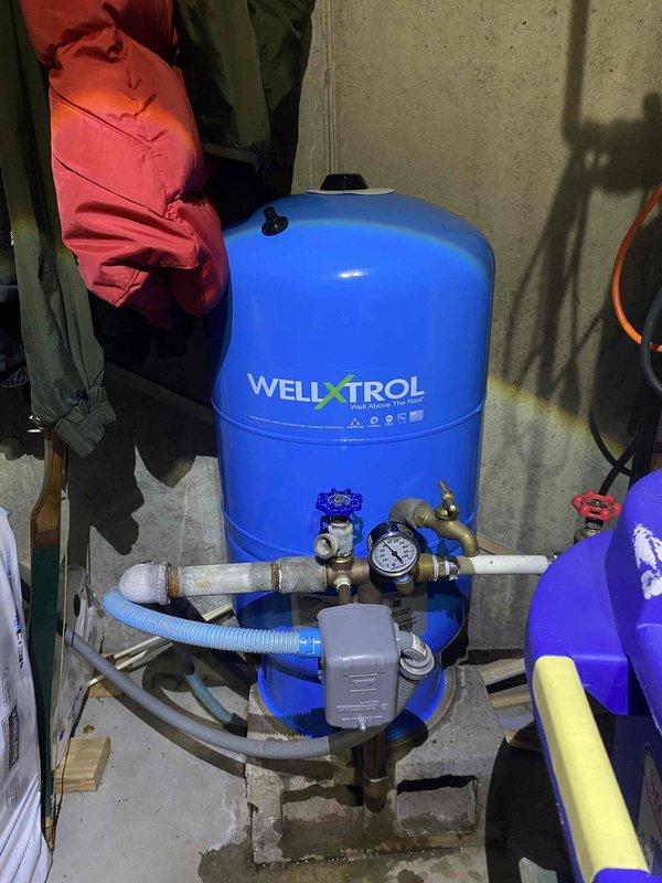 Installed a Bradford White 40-gallon natural gas power vent water heater with 6-year parts and tank warranty. Upon inspection, identified pressure tank issues and subsequently installed WELL-XTROL expansion tank along with new pressure switch and pressure gauge. All components were properly connected and tested for optimal functioning.