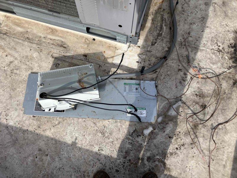 Responded to no-heat call at commercial rooftop unit serving front of house area. Diagnosed issue with thermostat scheduling function interfering with proper operation. Disabled scheduling feature to restore heating functionality. Customer requested installation of three new Wi-Fi compatible thermostats to replace existing units.