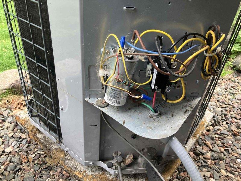 Responded to no cooling call on Heil air conditioning unit. Upon inspection, diagnosed failed contactor preventing compressor and condenser fan operation. Replaced defective contactor with new unit, restored power, and verified system returned to normal cooling operation.