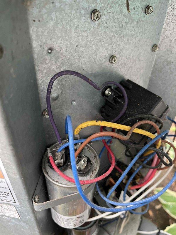 Completed annual partner plan inspection on air conditioning system. Performed comprehensive system evaluation including pressure readings, electrical component inspection, and operational testing. All components including capacitor and fan motor were functioning properly. Provided thermostat operation instruction to customer. System is aged but operating within normal parameters at this time.