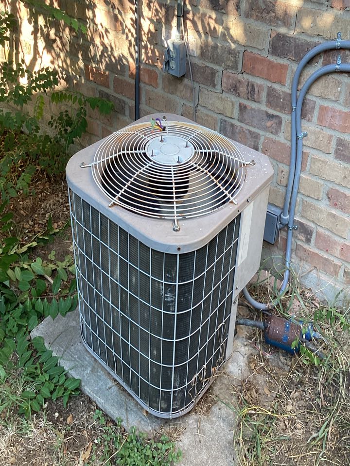 Installed new disconnect, and replaced fan motor 