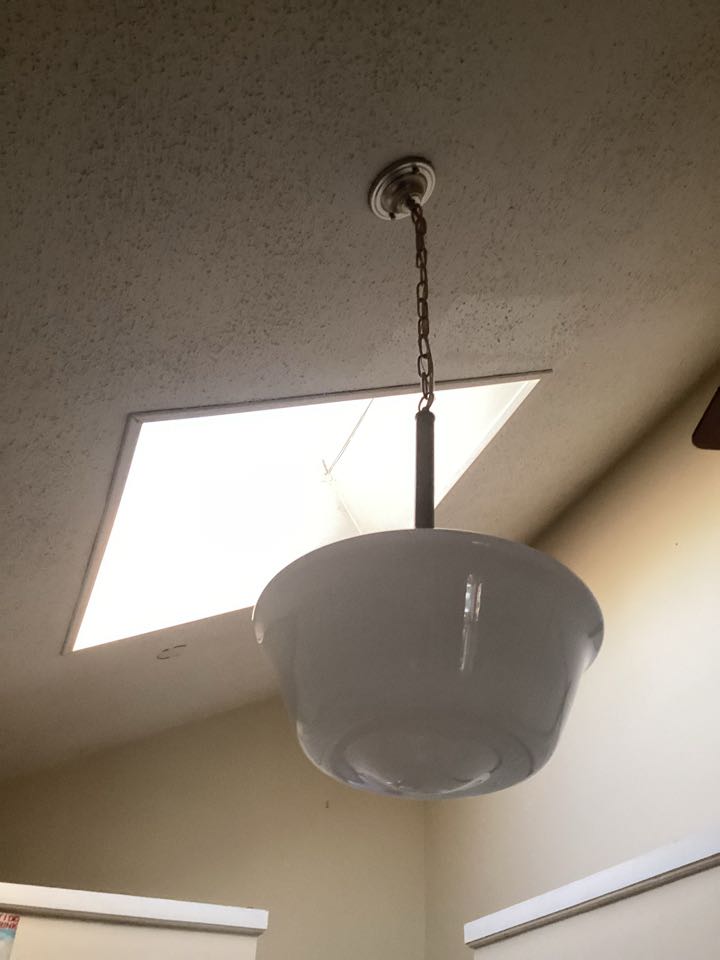 Fixed two light fixtures