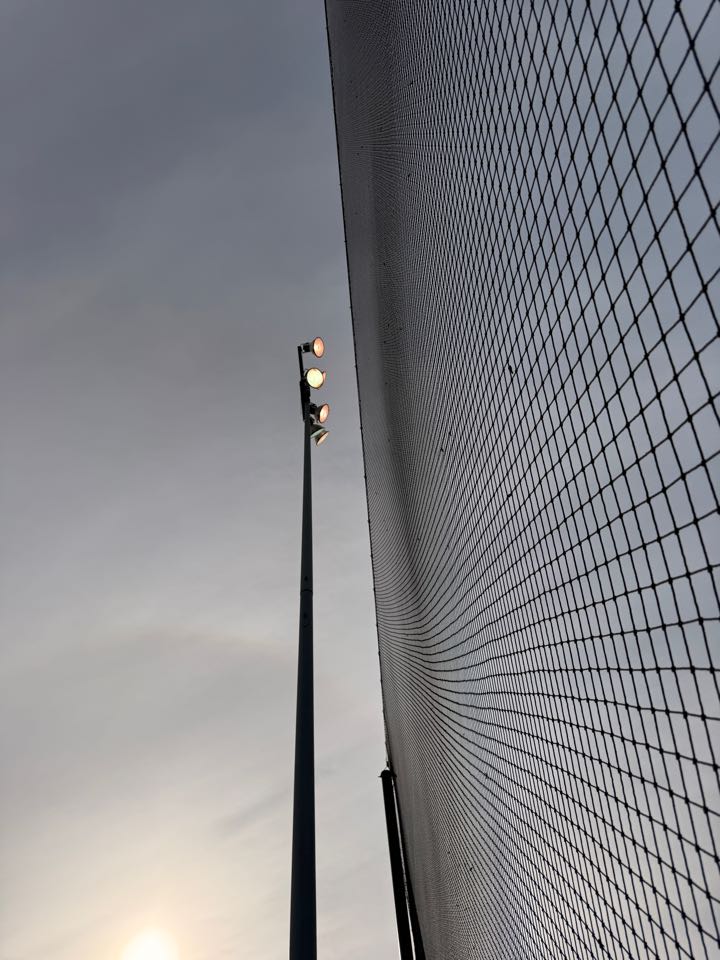 Change breaker for baseball light 