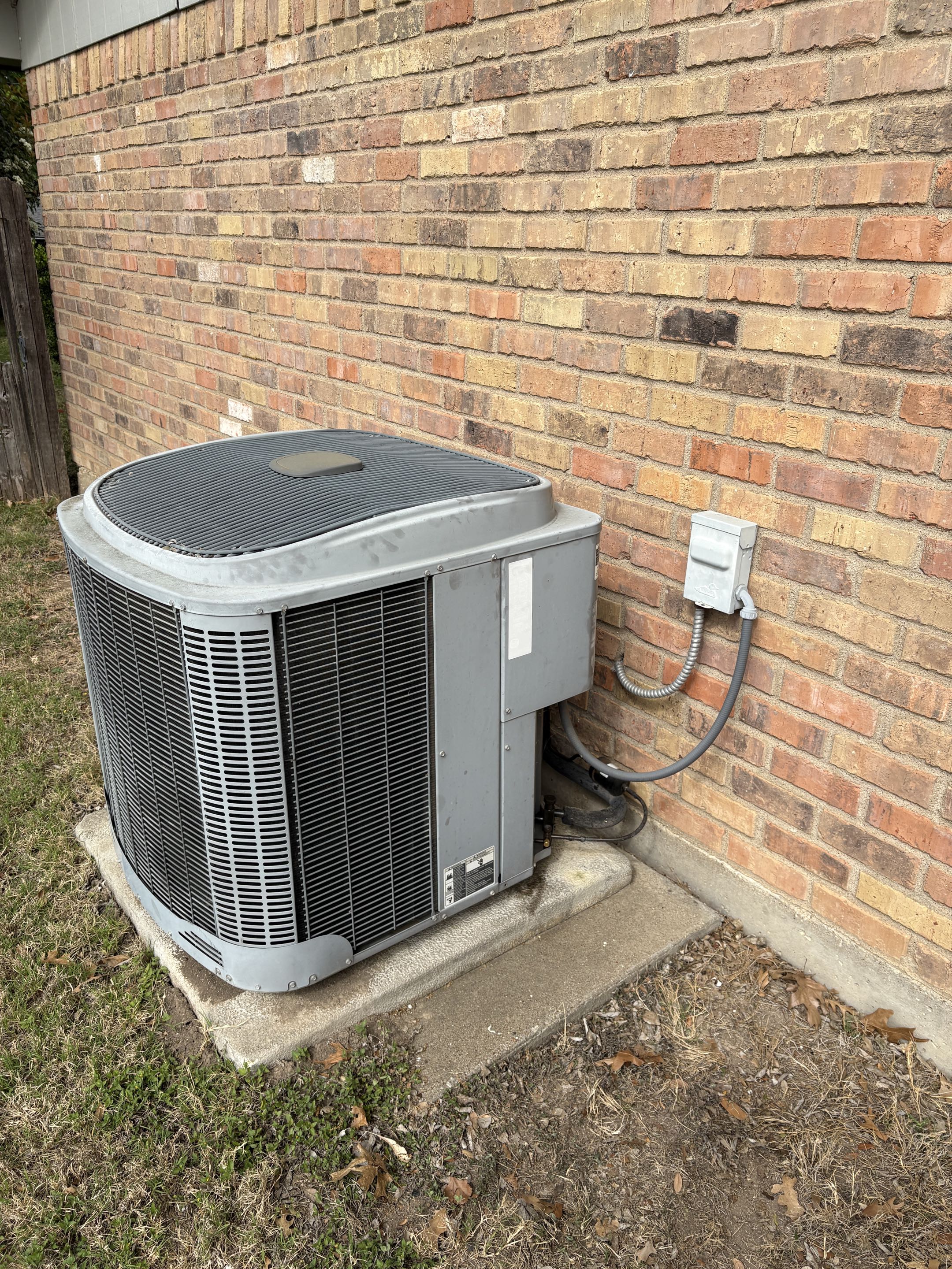 AIR CONDITIONER NOT WORKING IN HEWITT! We got it fixed within two hours of the customer calling. Give us a call