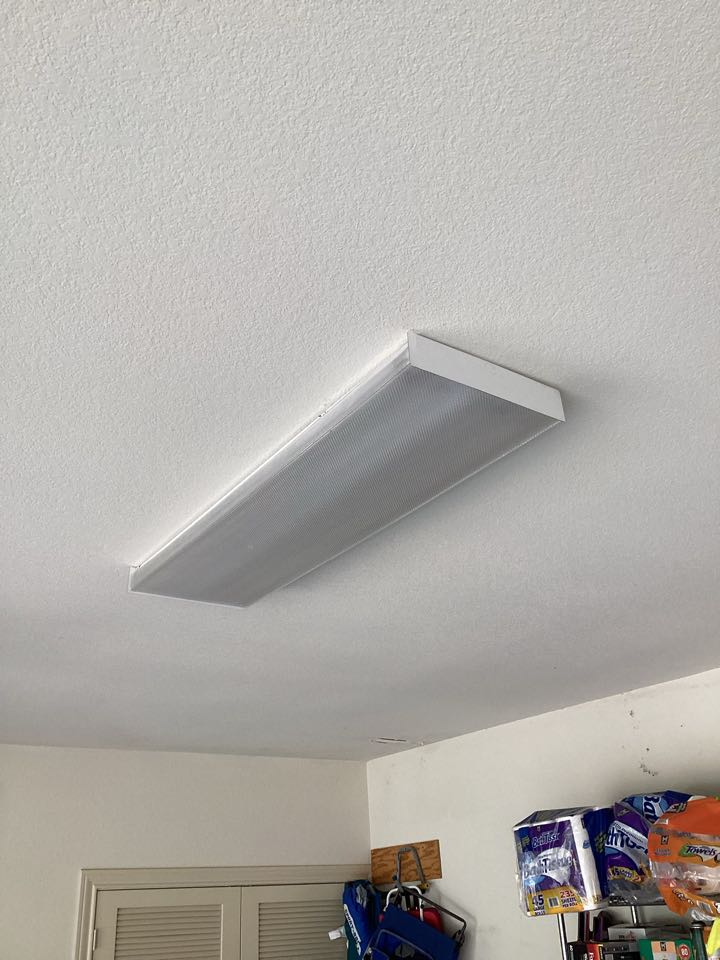 Convert 2 fluorescent light fixtures in to LED with no ballast 