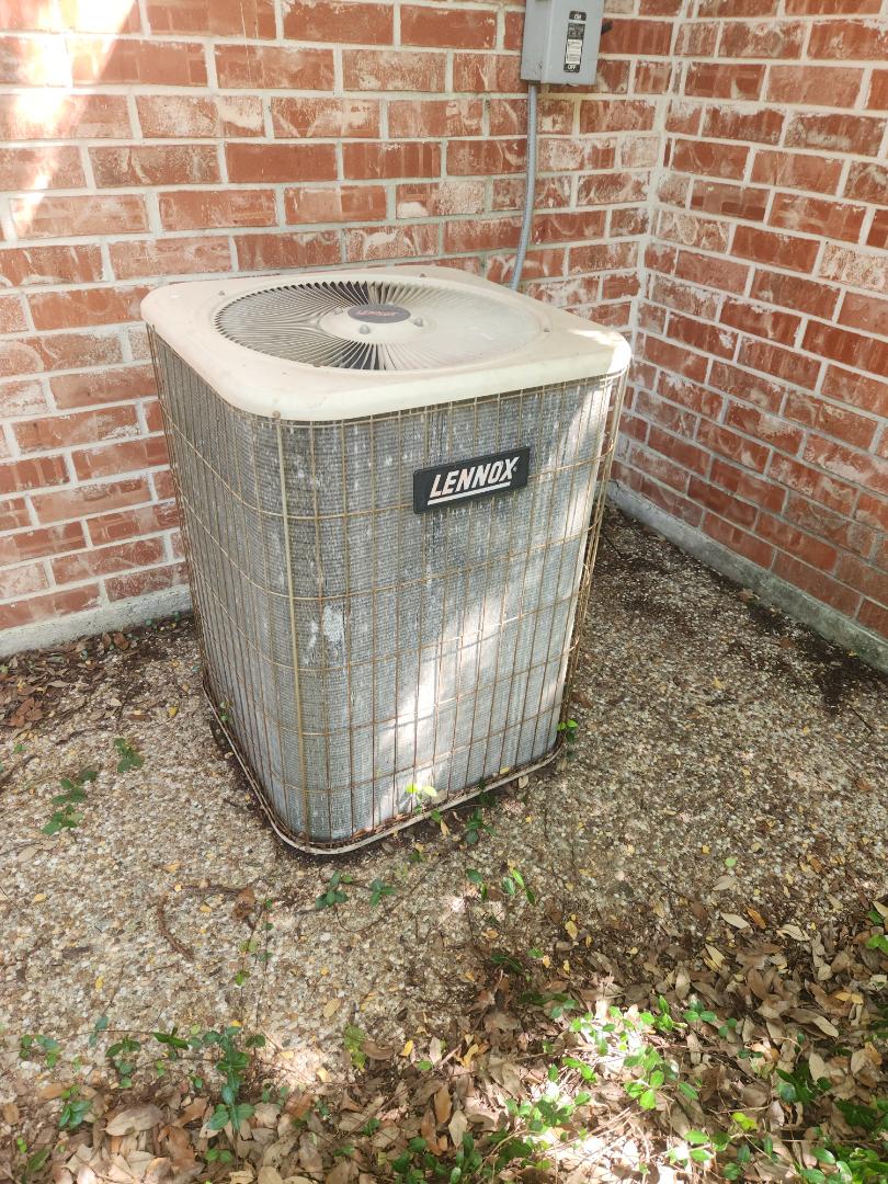 on two Lennox units perform  summer maintenance 