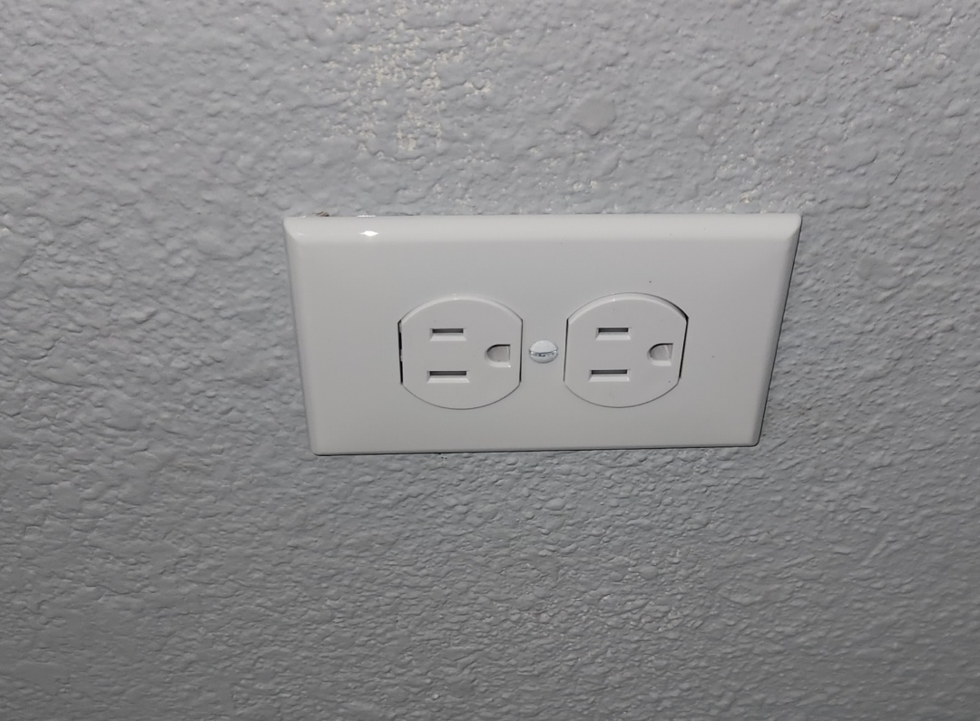 breaker and 3 plugs installment 