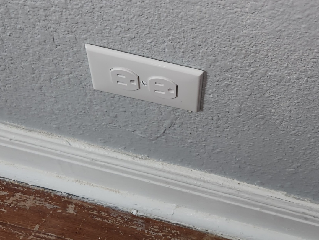breaker and 3 plugs installment 