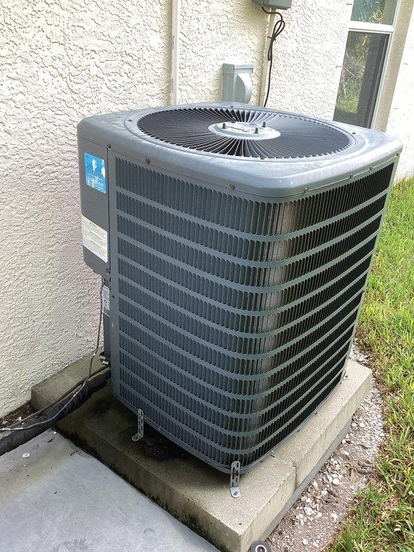 Installed a hard start capacitor on a residential air conditioning condenser unit to improve compressor starting performance and reduce strain on the electrical system. The SPP5 hard start kit was properly wired and secured within the existing electrical control panel, with all connections verified for proper operation.