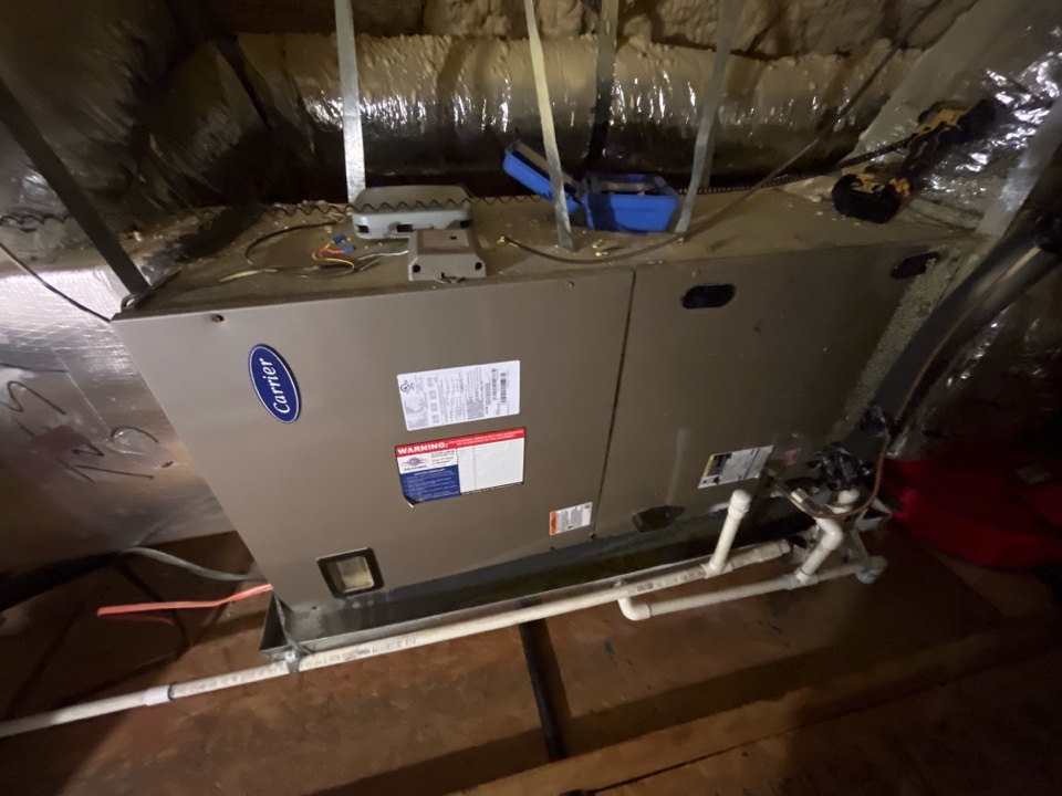 Doing a maintenance on a carrier heat pump