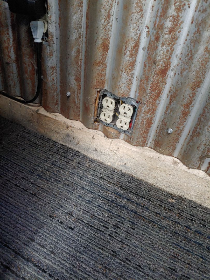 Receptacles grounding out due to improper install