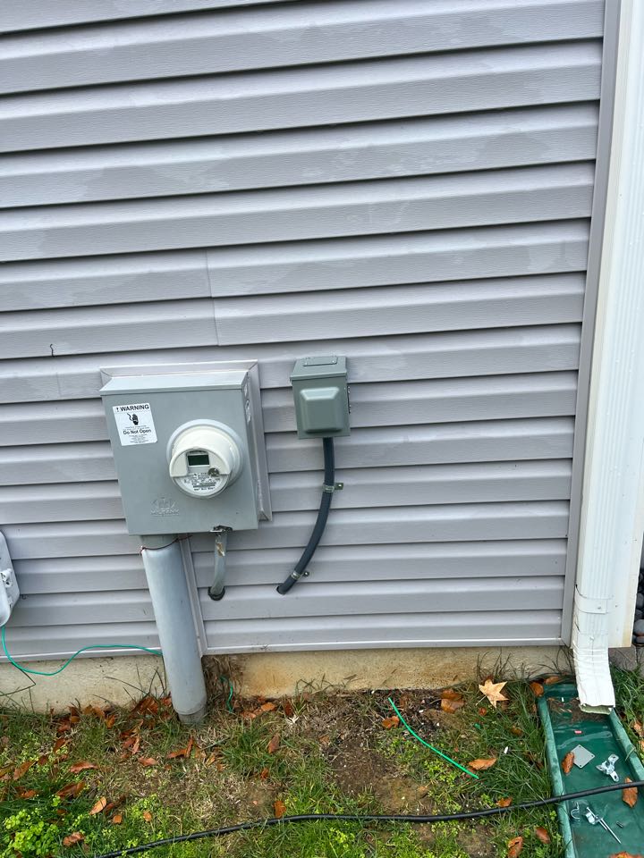 Customer in elkton Md needs nema outlet install, Stella electric came and executed work