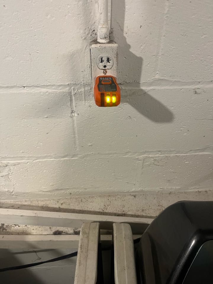 Customer in Baltimore needs kitchen power fix, Stella electric fix power in kitchen in Baltimore city.