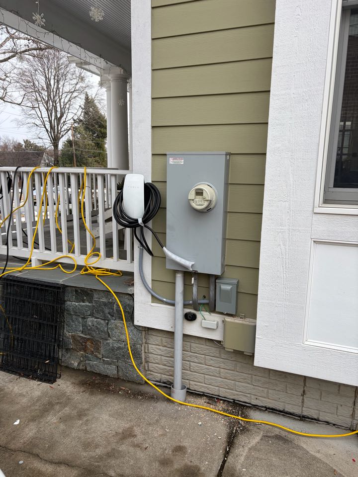 Customer in Kensington Md needs ev charger install. Stella electric installed ev charger in Kensington Md.