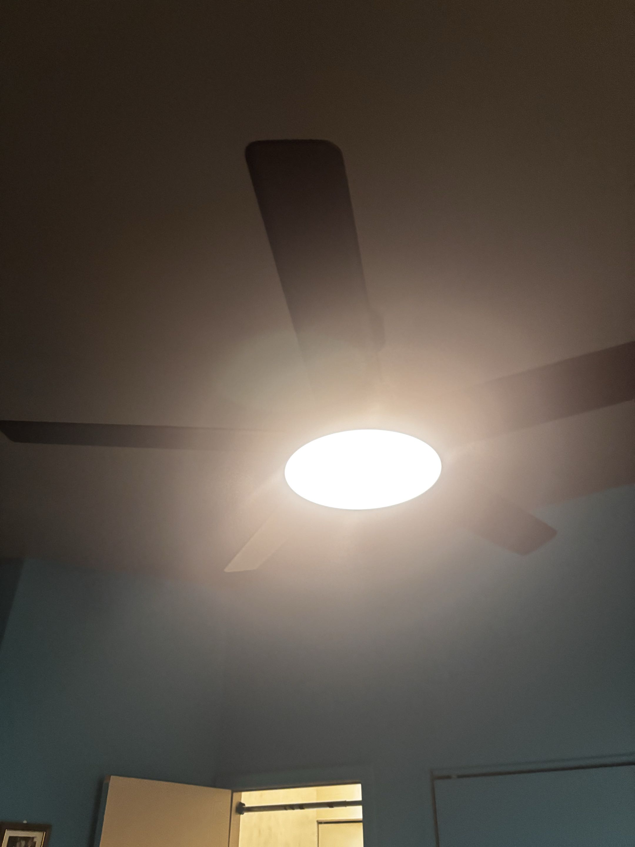 Customer wants to replace an old ceiling fan in Owings mills MD. Stella electric install a new ceiling fan in Owings mills. 