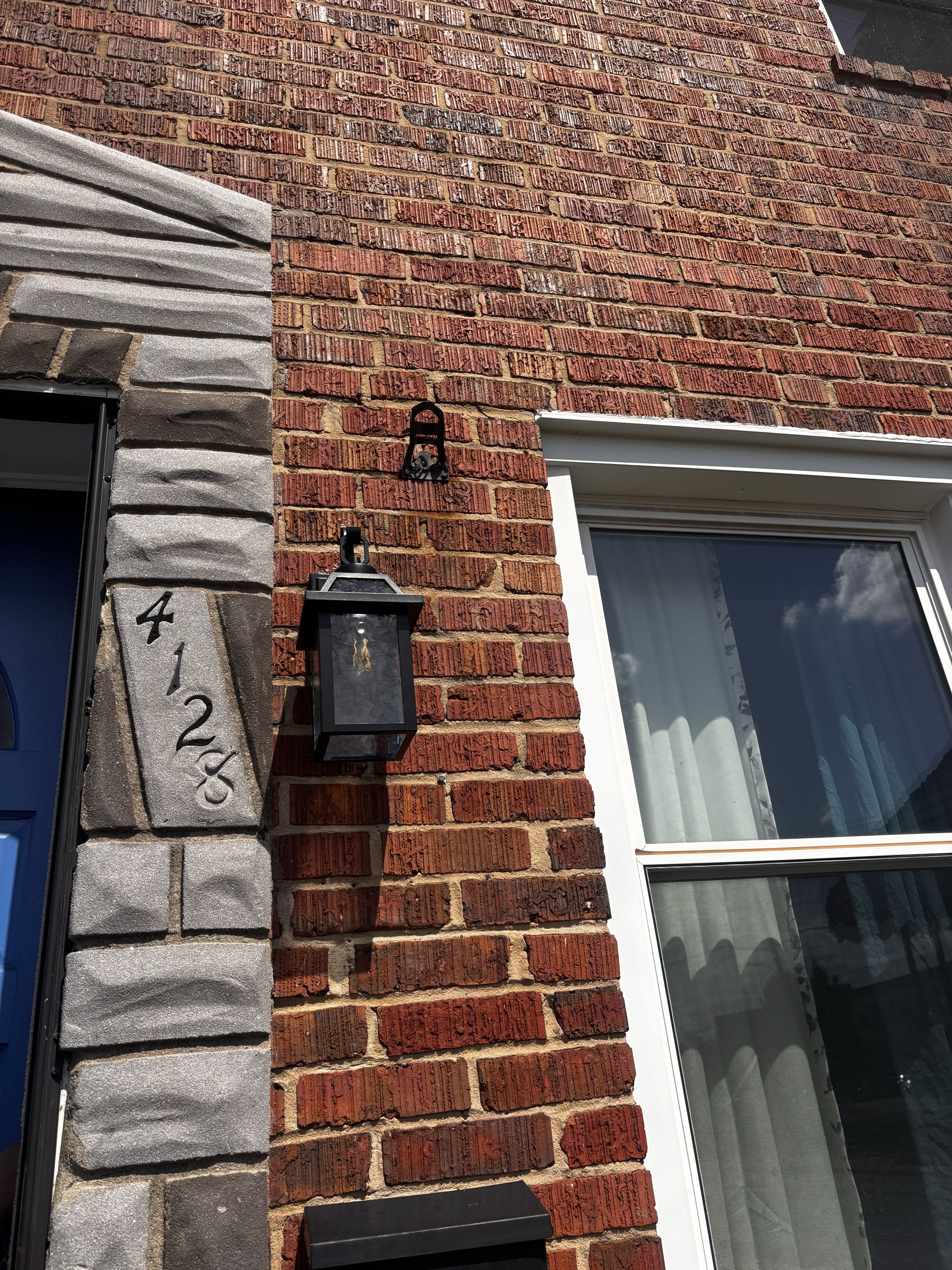 Customer has 2 exterior lights damaged in Baltimore city MD. Stella Electric installed two new exterior lights in Baltimore city.
