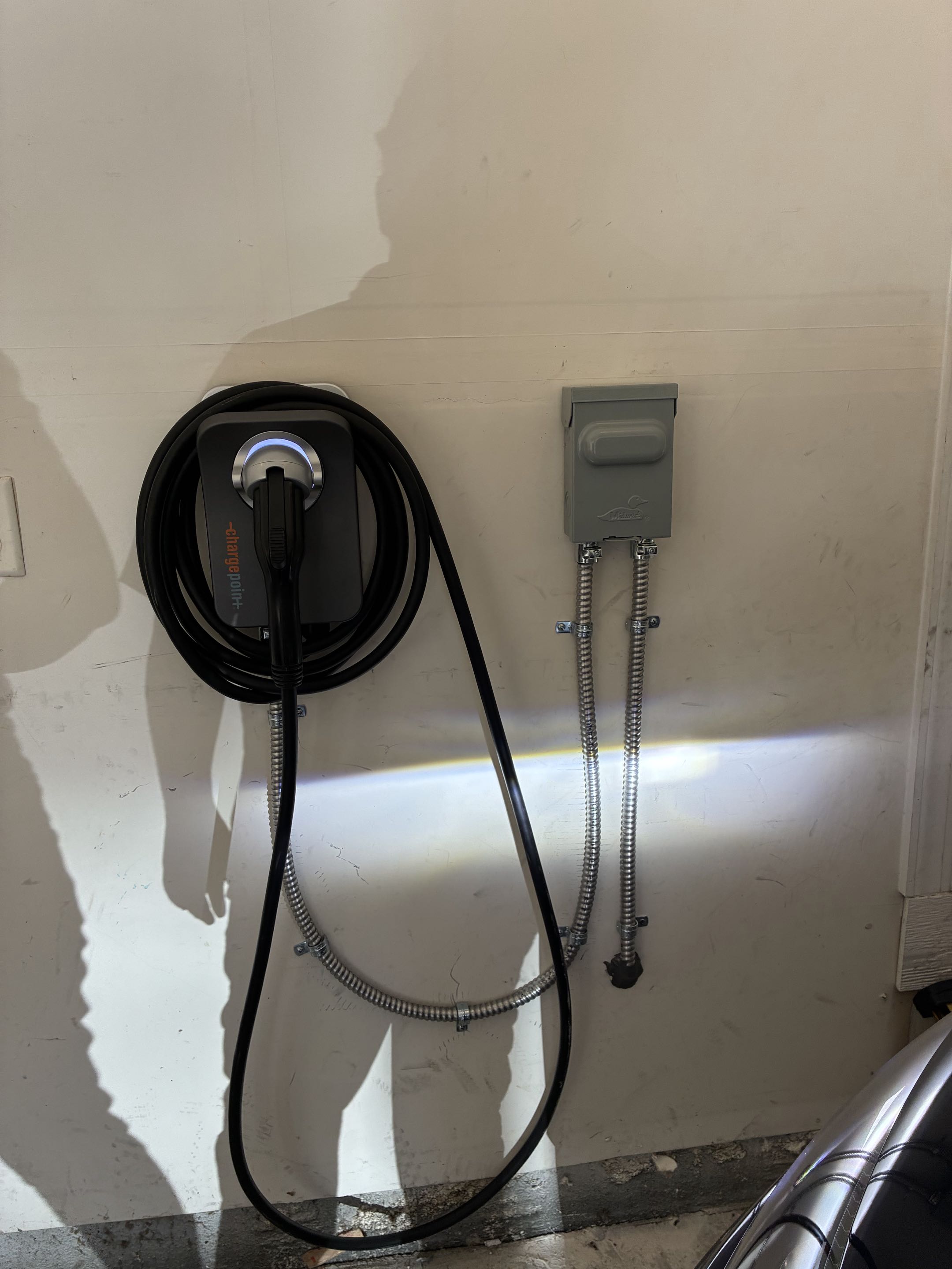 Customer wants to installed new EV Charger in Bowie MD. Stella Electric installed new EV Charger in Bowie MD. 