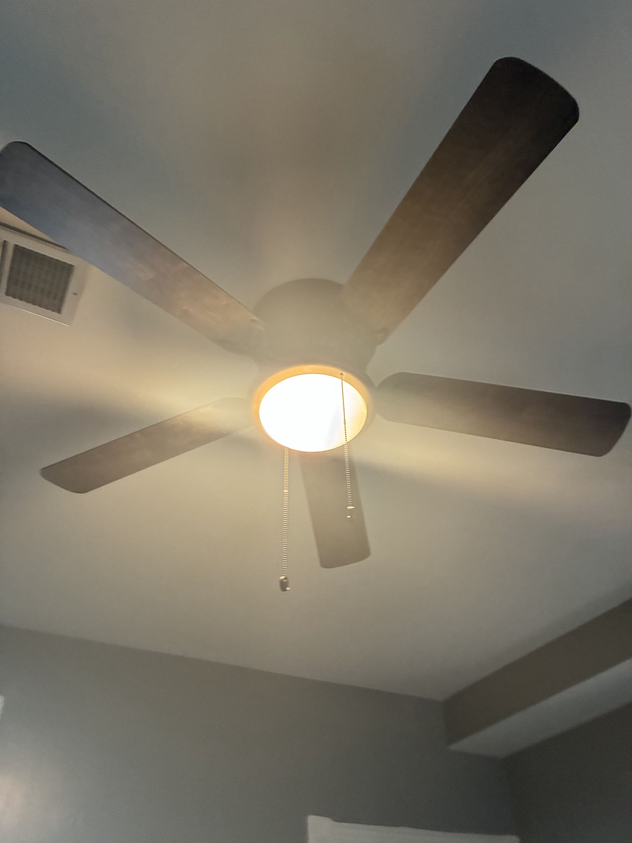 Customer has 2 ceiling fans wants to replace them in Baltimore city MD. Stella Electric installed 2 new ceiling fans in Baltimore city MD.