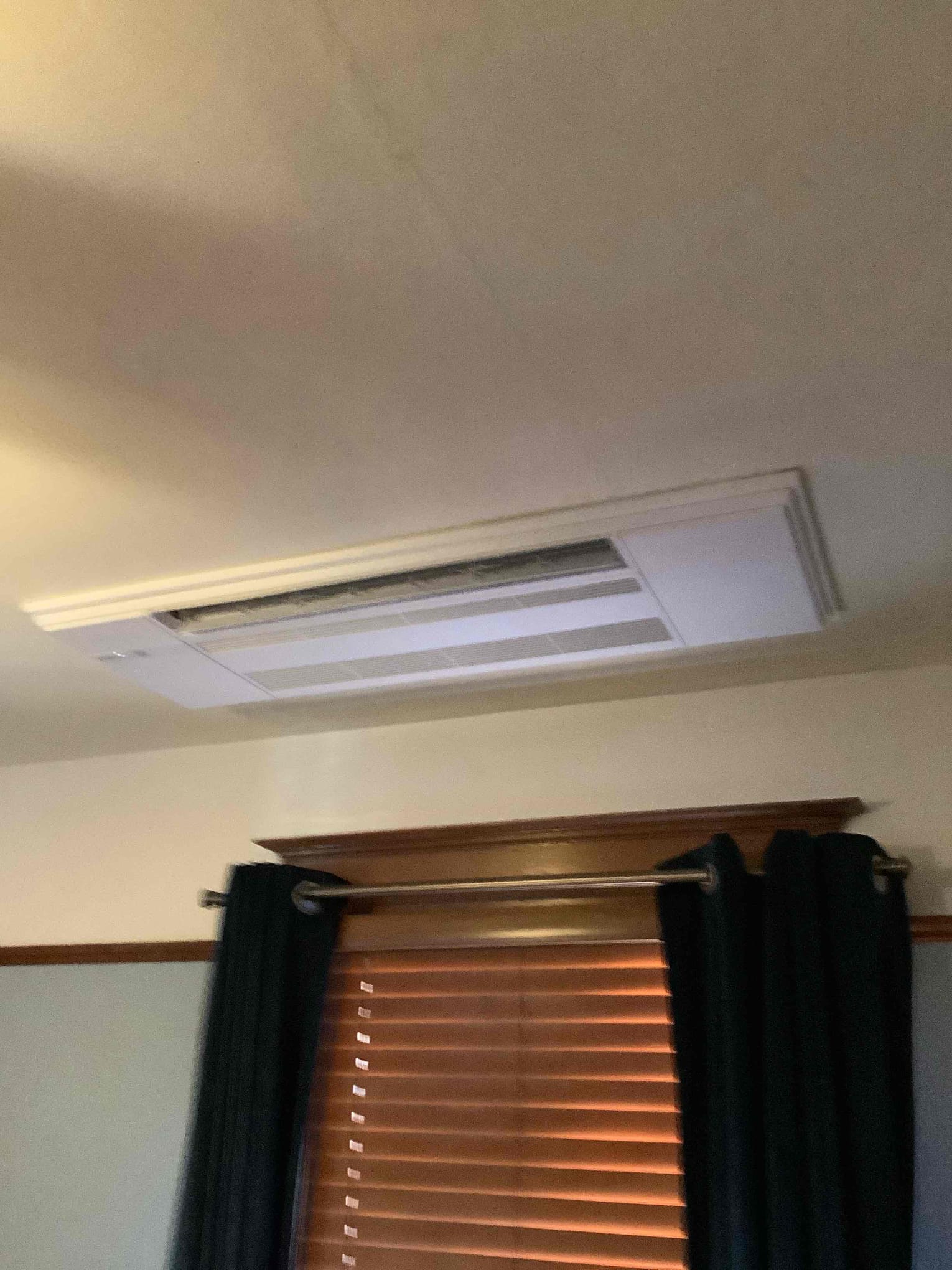 Multi zone ductless heat pumps