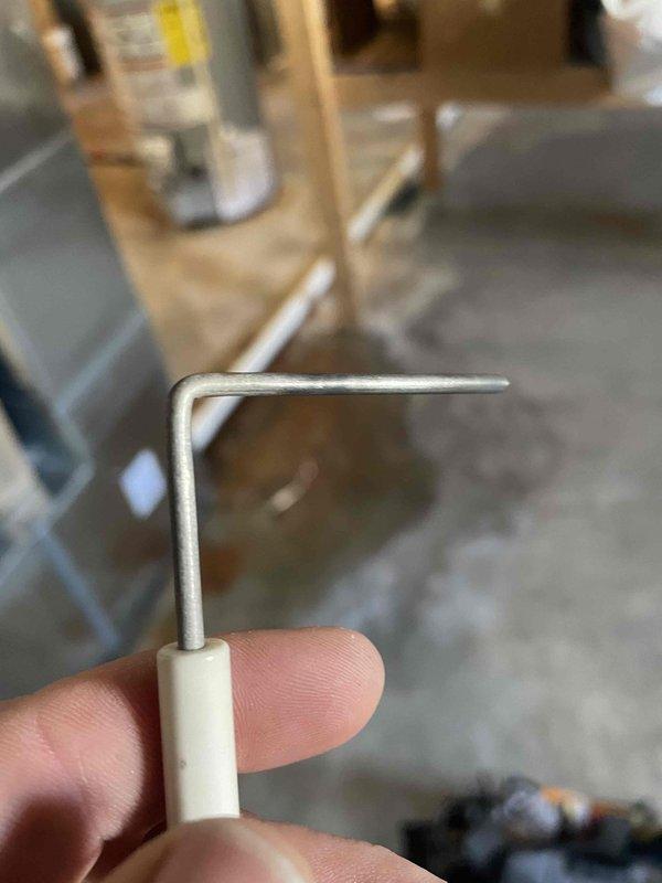 Responded to service call for leaking humidifier. Inspected Goodman unit (model AUH2B060A19/3W34F, serial 1425873625) located in basement. Successfully repaired leak using specialty tool and completed system check to verify proper operation.